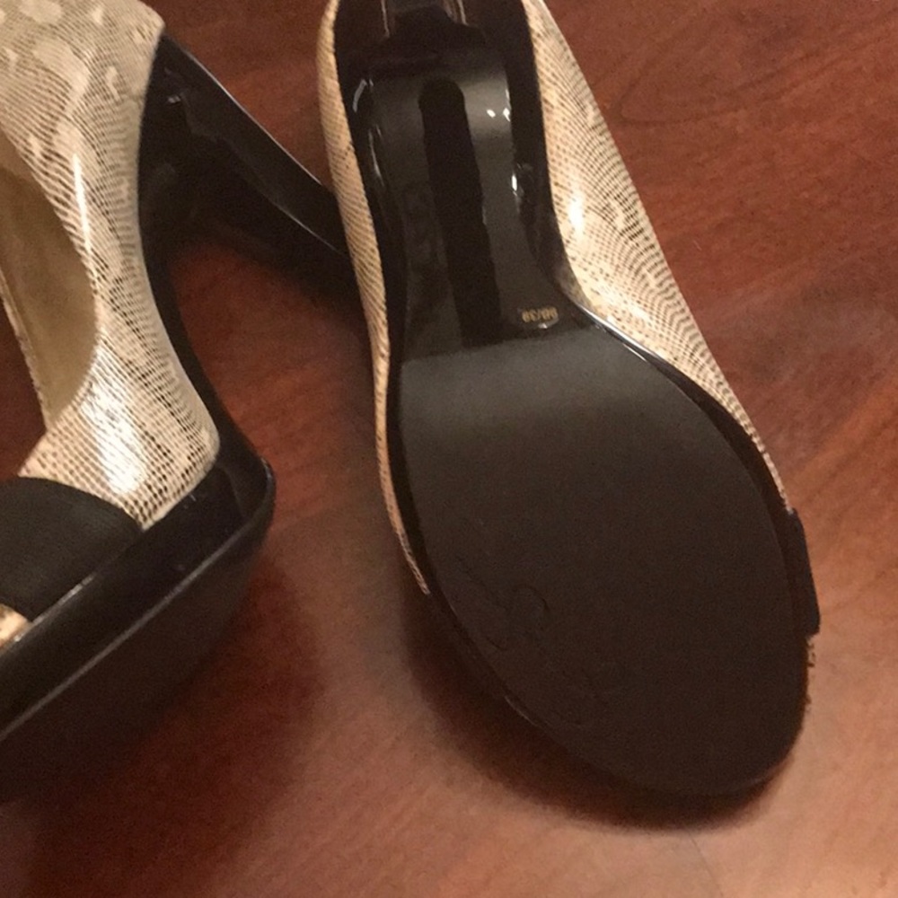 Jessica Simpson Heels - Picture 5 of 7